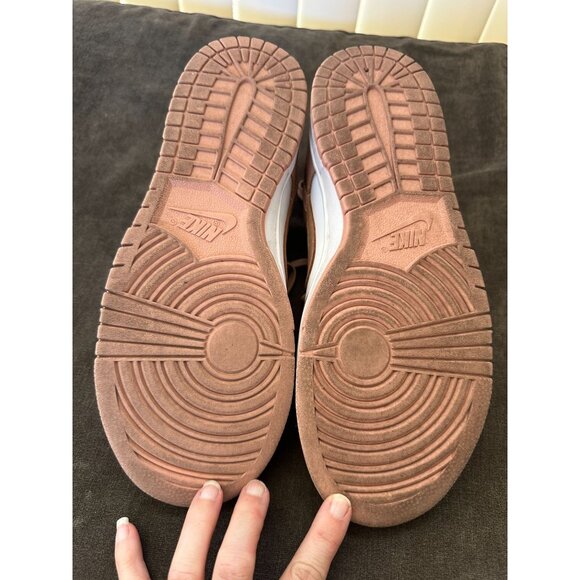 Nike Dunk Low Womens Sneakers Size 10 White & Pink Leather - Picture 3 of 8